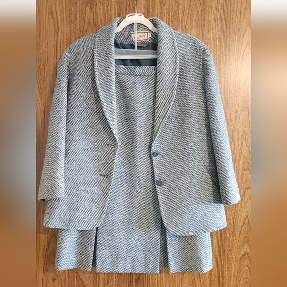 Vintage Jackets & Blazers - NWOT Women's Sky Blue Tweed Jacket & Skirt Set Quiet Luxury 100% Wool